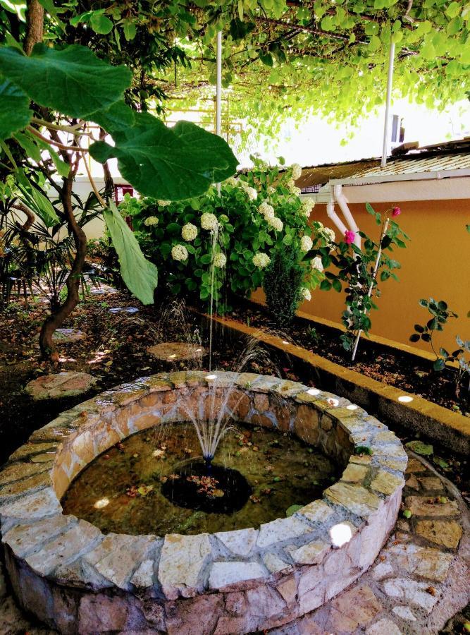 Apartment Exotic Garden Mostar Exterior foto
